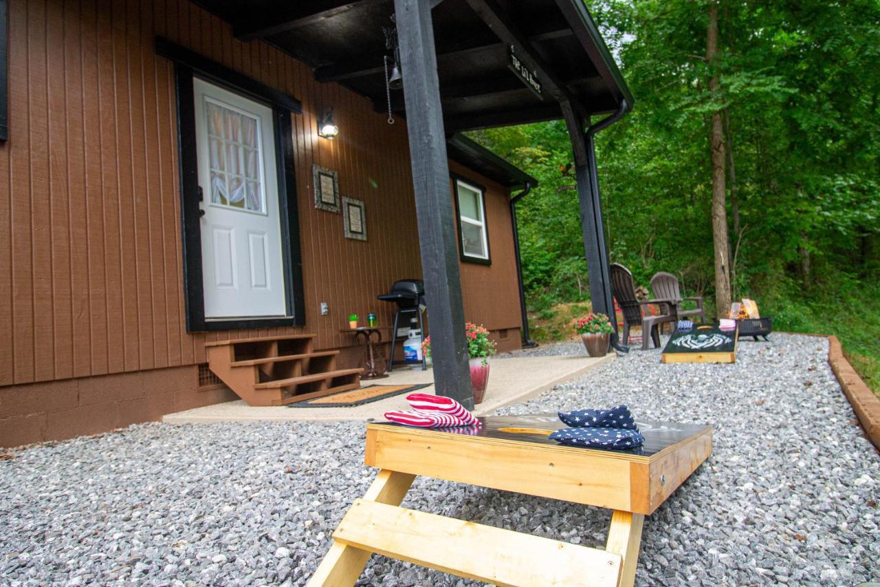 The Lil House Villa Robbinsville Exterior photo